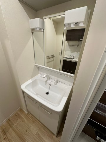 【独立洗面台】