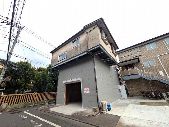 中央４丁目倉庫兼事務所