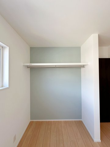 安佐南区安東5丁目の収納|全居室収納☆
6帖洋室側のクローゼットです♪