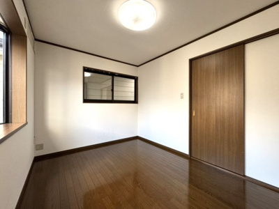 【洋室】 | 北野西白梅町貸家