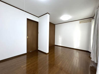 【洋室】 | 北野西白梅町貸家