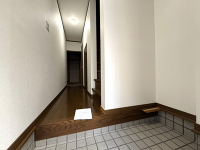 【玄関】 | 北野西白梅町貸家