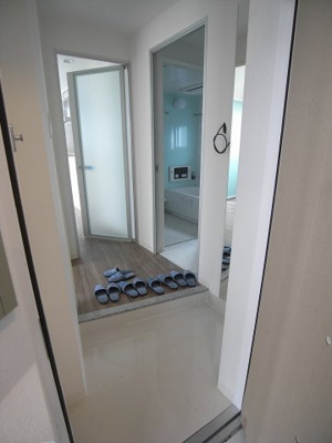 【玄関】 | ポコアポコ三宮ハイタワー