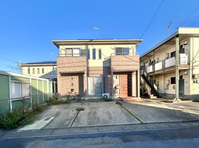 【中古戸建】邑楽郡大泉町西小泉1丁目の外観|■外観｜閑静な住宅街で始める新しい暮らし♪開放的な毎日をあなたへ(^^♪
