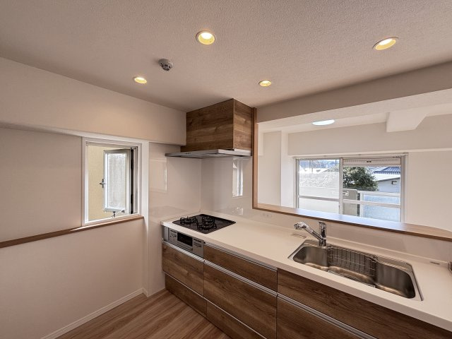 サーパス沼田のキッチン