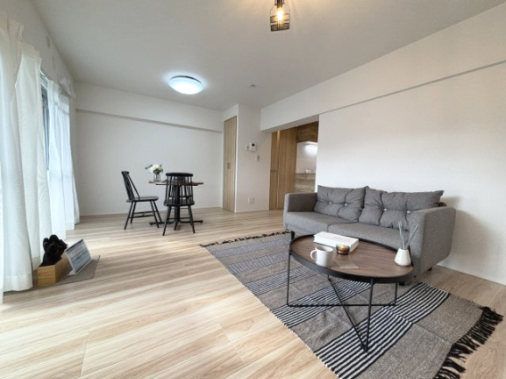 【居間・リビング】