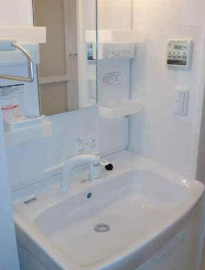 【独立洗面台】 | ＬＯＨＡＳ上井草 | 嬉しい独立洗面台付き。