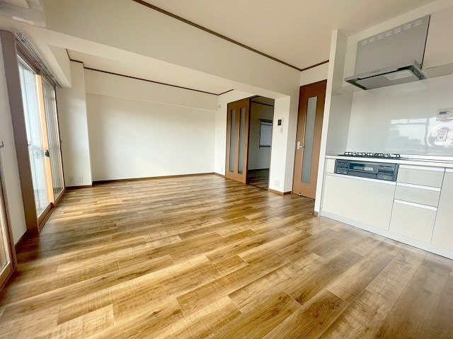 第１星栄ハイツの居間・リビング