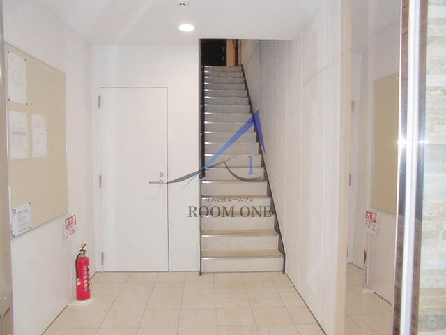 エスト四つ木のその他共用部分|共用階段です。