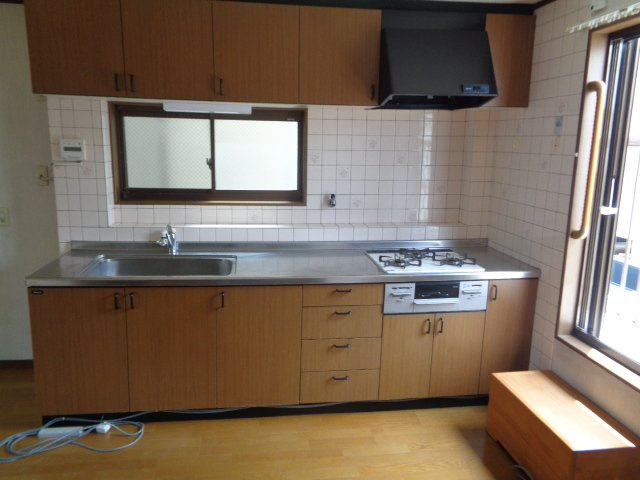 東灘区本庄町1丁目　中古戸建のキッチン|使いやすいキッチンです
