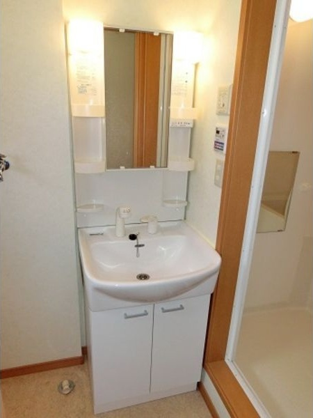 スカイタウンヨシダC棟の洗面所