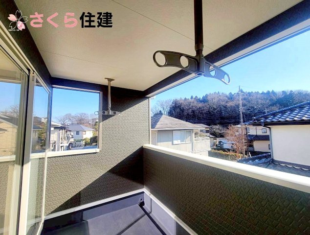 クレイドルガーデン中岡本町第10　2号棟のバルコニー|インナーバルコニー付きなので突然の雨でもお洗濯の心配はありません◎