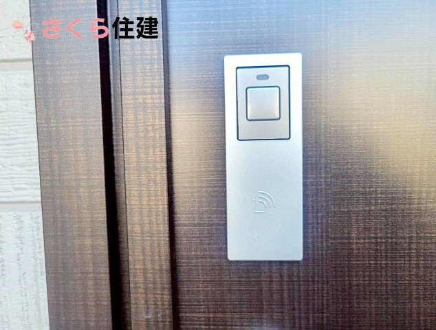 クレイドルガーデン中岡本町第10　2号棟の玄関|タッチキーで楽々開錠♪