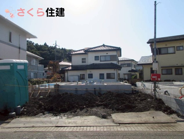 クレイドルガーデン中岡本町第10　2号棟