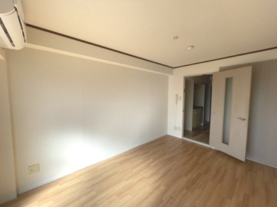 【居間・リビング】 | 豊富プレジデント柴島 | 居間です