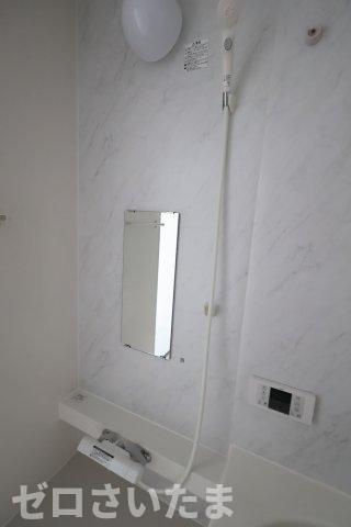 《仲介手数料無料》南区白幡６丁目3新築一戸建ての浴室