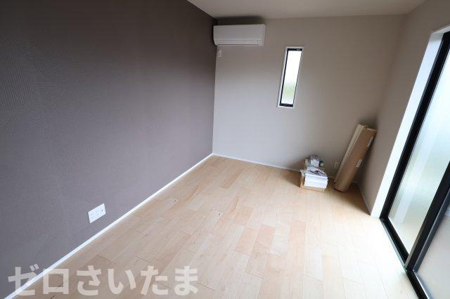 《仲介手数料無料》南区白幡６丁目3新築一戸建ての洋室