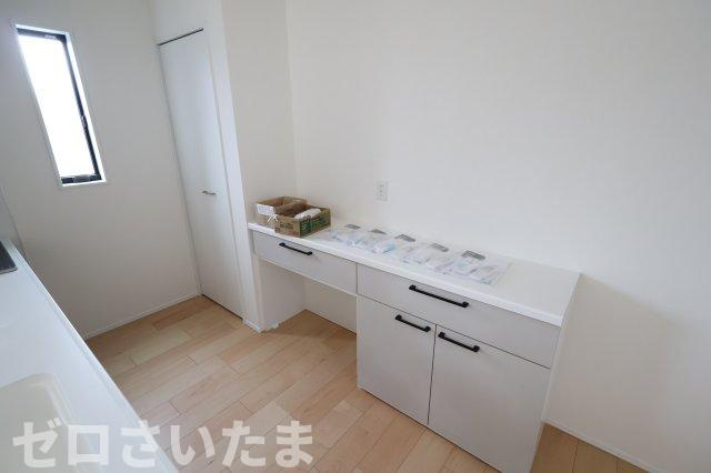 《仲介手数料無料》南区白幡６丁目3新築一戸建てのキッチン