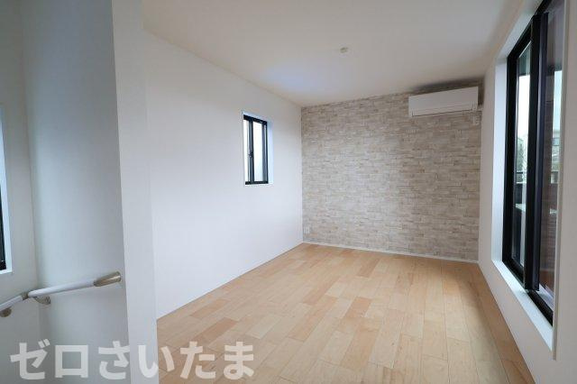 《仲介手数料無料》南区白幡６丁目3新築一戸建ての洋室