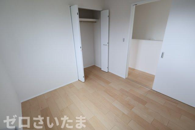 《仲介手数料無料》南区白幡６丁目3新築一戸建ての洋室