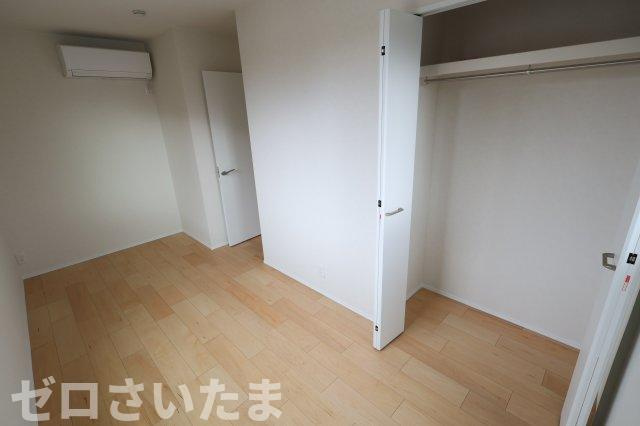 《仲介手数料無料》南区白幡６丁目3新築一戸建ての洋室