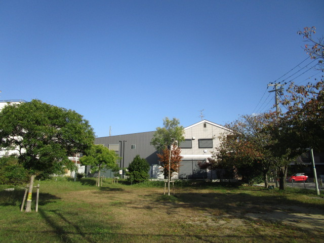 守口市寺方錦通２丁目の倉庫