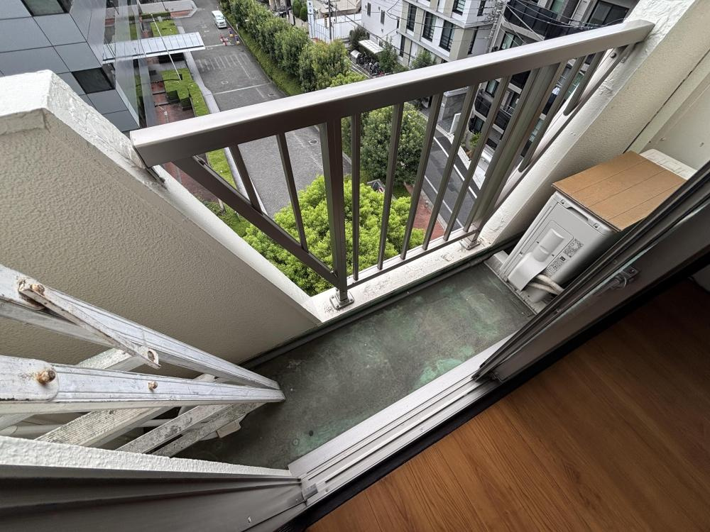 【バルコニー】