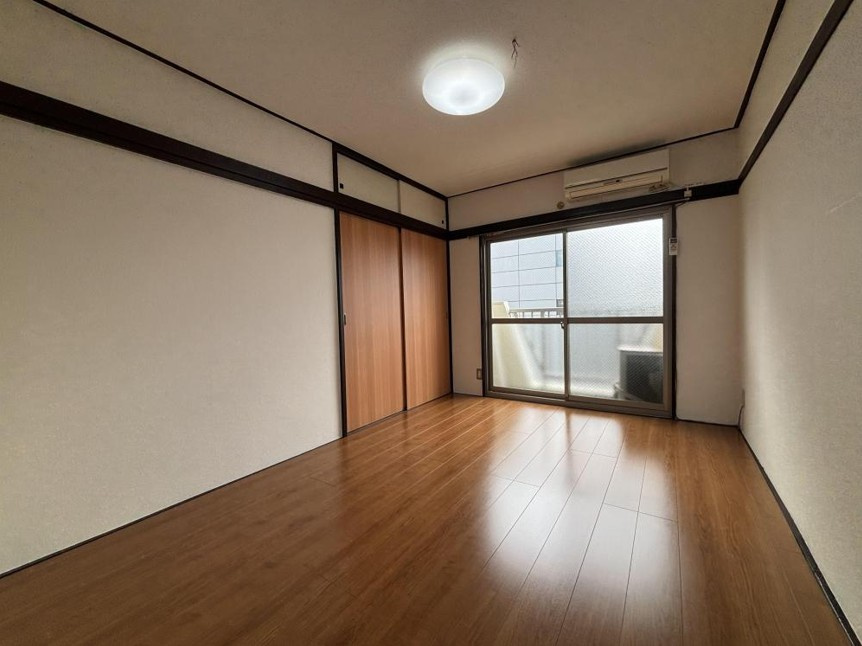 【居間・リビング】