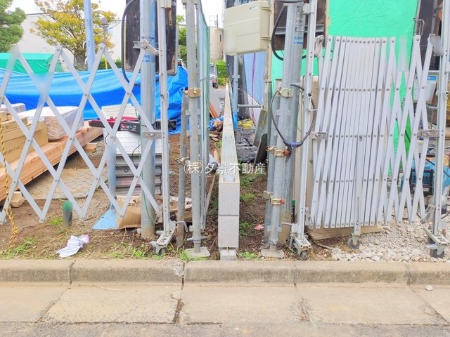 《仲介手数料無料》南区白幡６丁目1367-1新築一戸建て