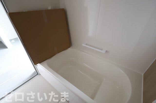 《仲介手数料無料》南区白幡６丁目1367-1新築一戸建ての浴室