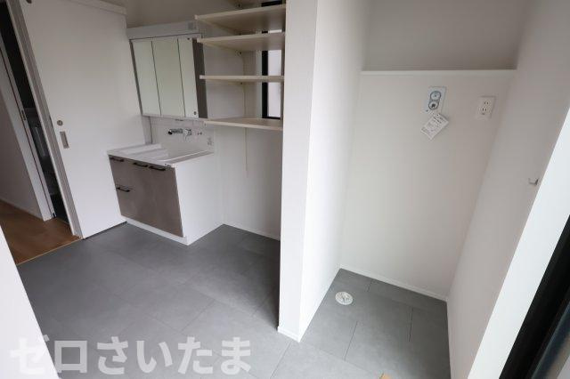 《仲介手数料無料》南区白幡６丁目1367-1新築一戸建てのランドリースペース