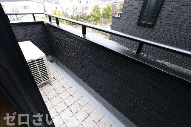 《仲介手数料無料》南区白幡６丁目1367-1新築一戸建てのバルコニー