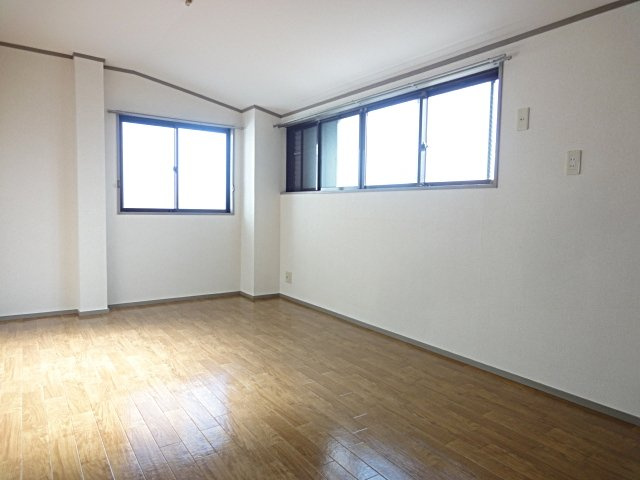 ハートランドの洋室