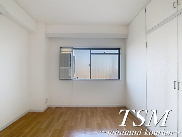 第２メゾン香里の洋室