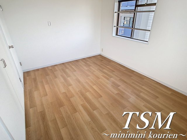 第２メゾン香里の洋室