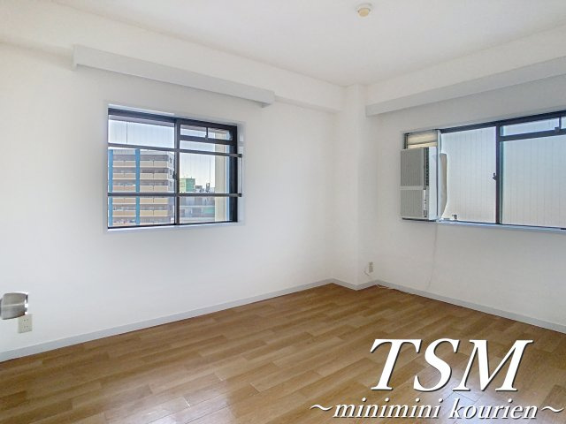 第２メゾン香里の洋室