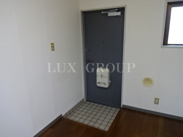 【玄関】 | エミグラント