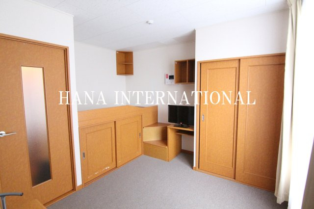 レオパレスＷ　Ｋハイツの居間・リビング