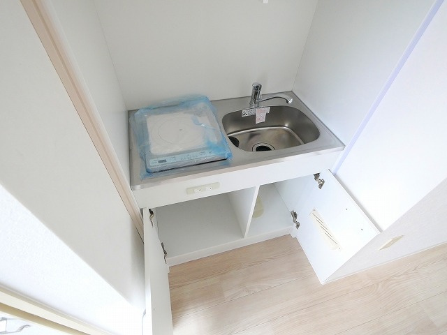 Revo郡山のキッチン