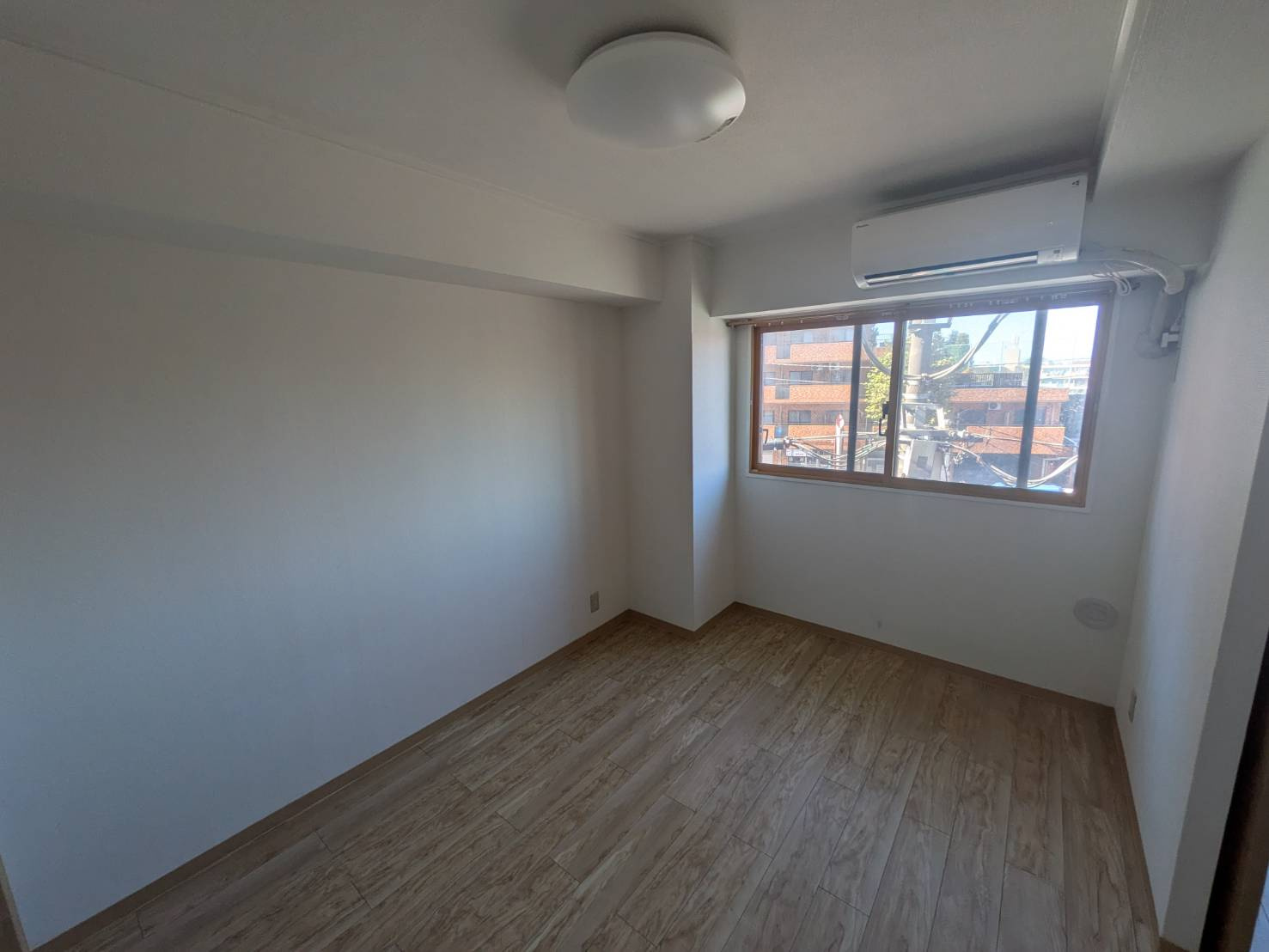 モナークマンション方南町の洋室