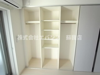 【収納】 | リブリ・ジェイパレス | 大きなものもクローゼット収納できそうです