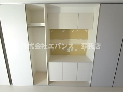  | リブリ・ジェイパレス | すでにTV台がございます。