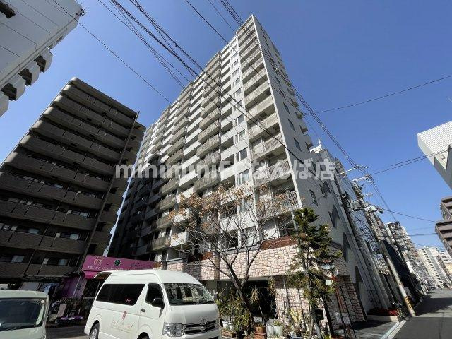 プレジオ難波アジアンの外観