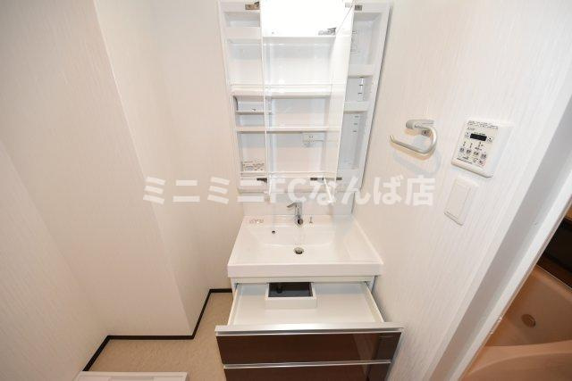 プレジオ難波アジアン