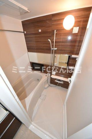 プレジオ難波アジアンの浴室