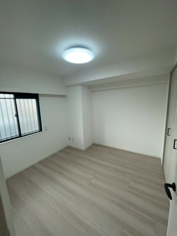 ワコーレロイヤルヒルズ横浜蒔田の居間・リビング|ゆったり過ごせる居間です