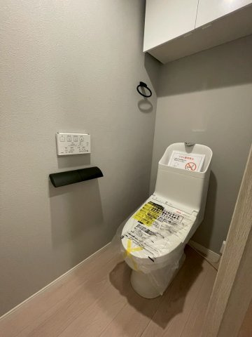 ワコーレロイヤルヒルズ横浜蒔田のトイレ|落ち着いたトイレです
