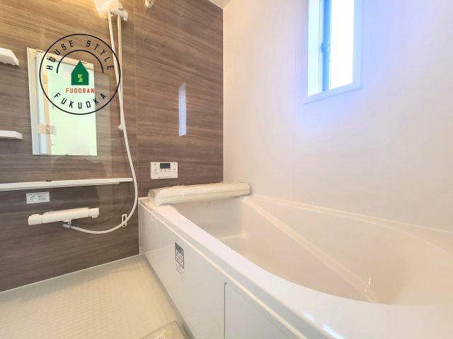 福津市西福間3丁目第7-2棟（1号棟）の内観：施工例|浴室は一日の疲れを癒す場所だから、家族みんながゆったりできる快適設計。追い炊き機能付きオートバス。安定した温度で、いつでも快適に入浴できます。