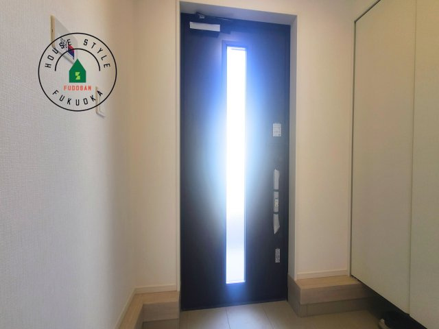 福津市西福間3丁目第7-2棟（1号棟）の内観：施工例|二重ロックでしっかり防犯対策ができます。