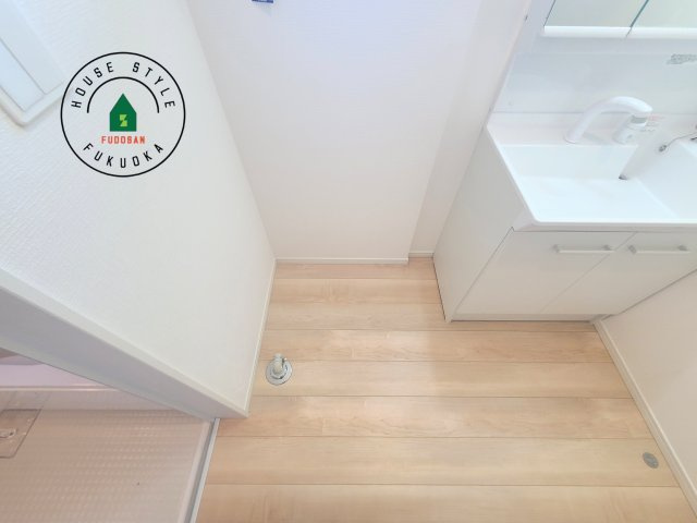 福津市西福間3丁目第7-2棟（1号棟）の内観：施工例|ランドリースペースは広さもたっぷり。
